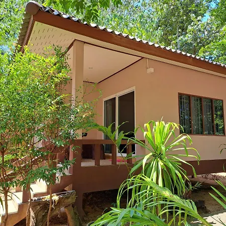 Baan Long Beach Koh Lanta Exterior photo