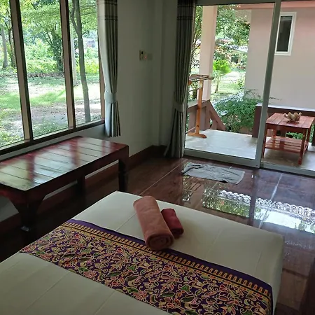 Baan Long Beach Koh Lanta Exterior photo