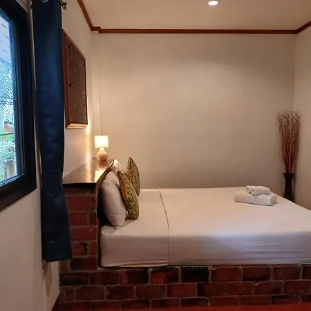 Baan Long Beach Koh Lanta Exterior photo
