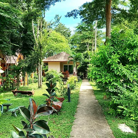 Baan Long Beach Koh Lanta Exterior photo